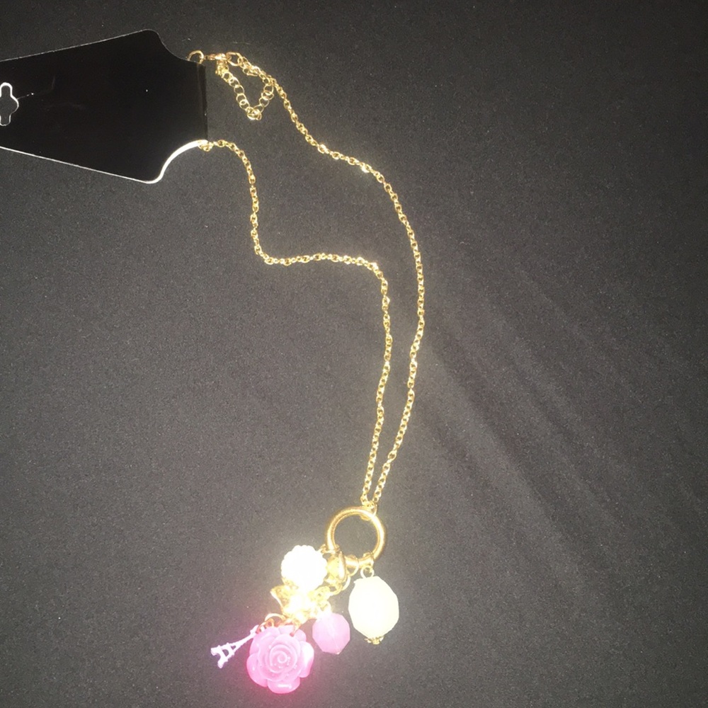 SALE 🌸 Charm necklace 🌸 10% OFF